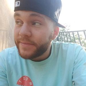 Meet your Posher, Max